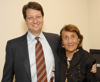 WNET President Neal Shapiro with Sylvia Poyta at a Legacy Society Lunch at the New York City station in 2007. (Photo: Joe Sinnott/WNET)