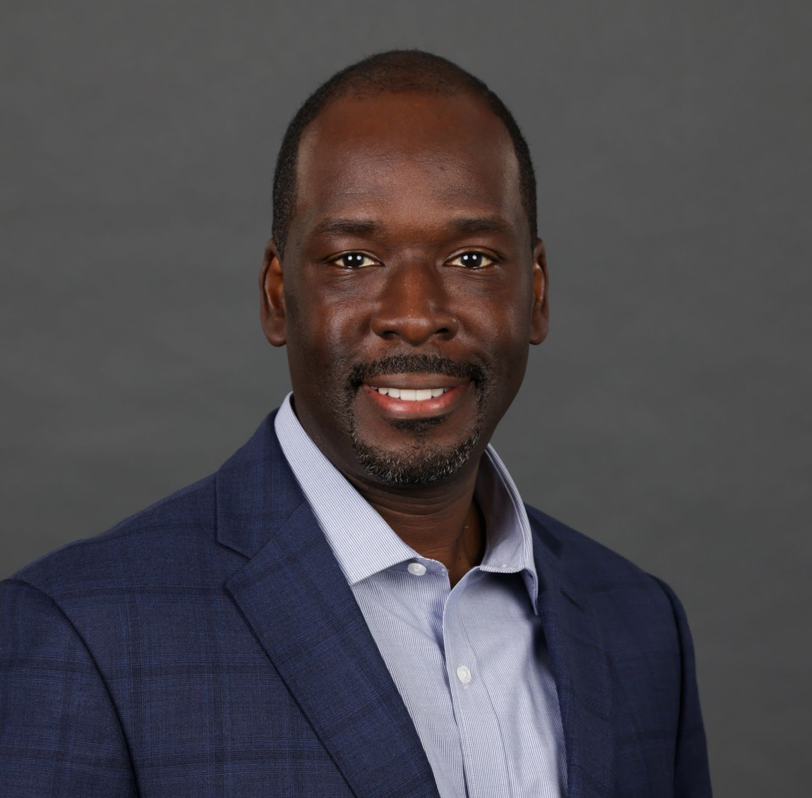 Headshot of New York Public Radio CEO LaFontaine Oliver