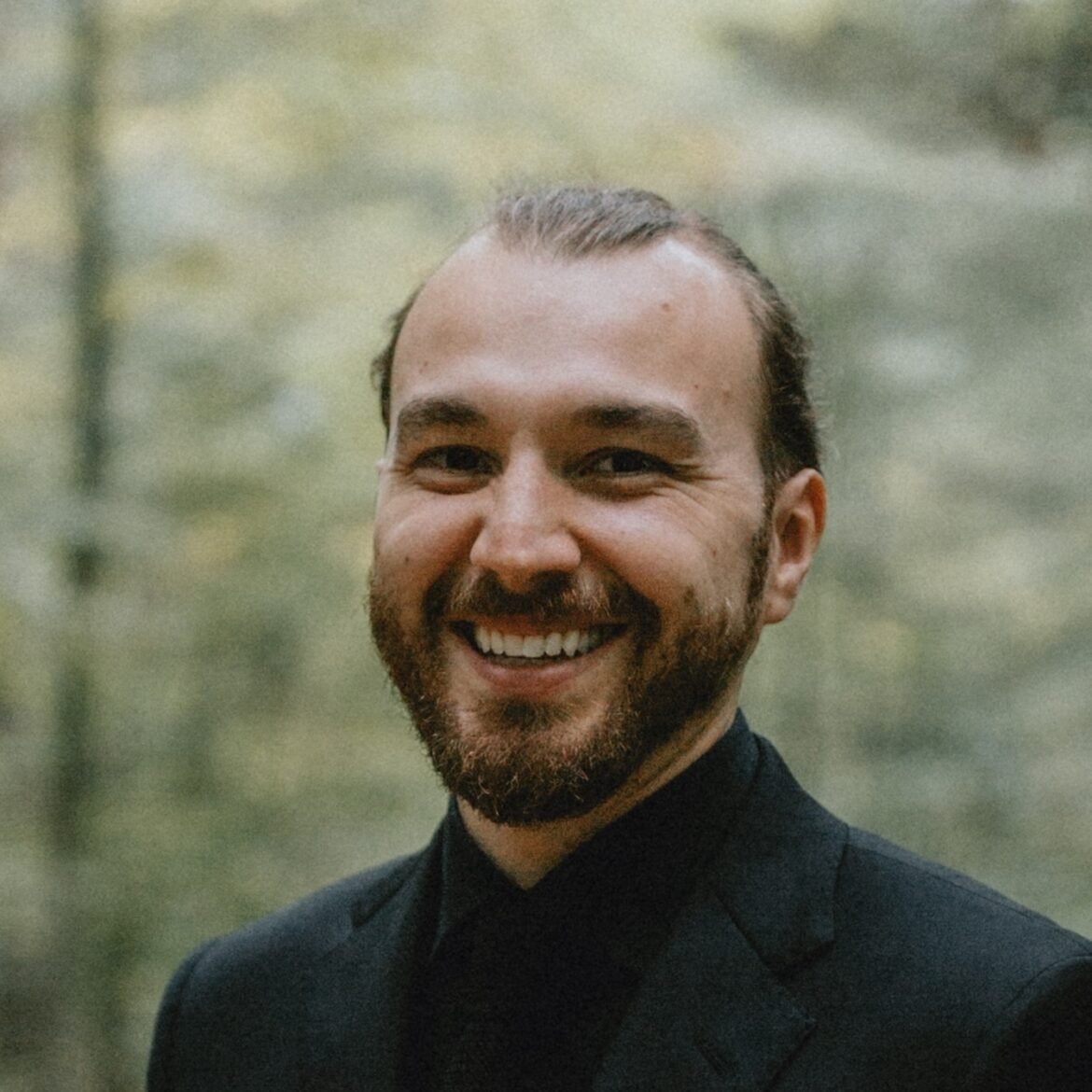 Headshot of Joshua Rae