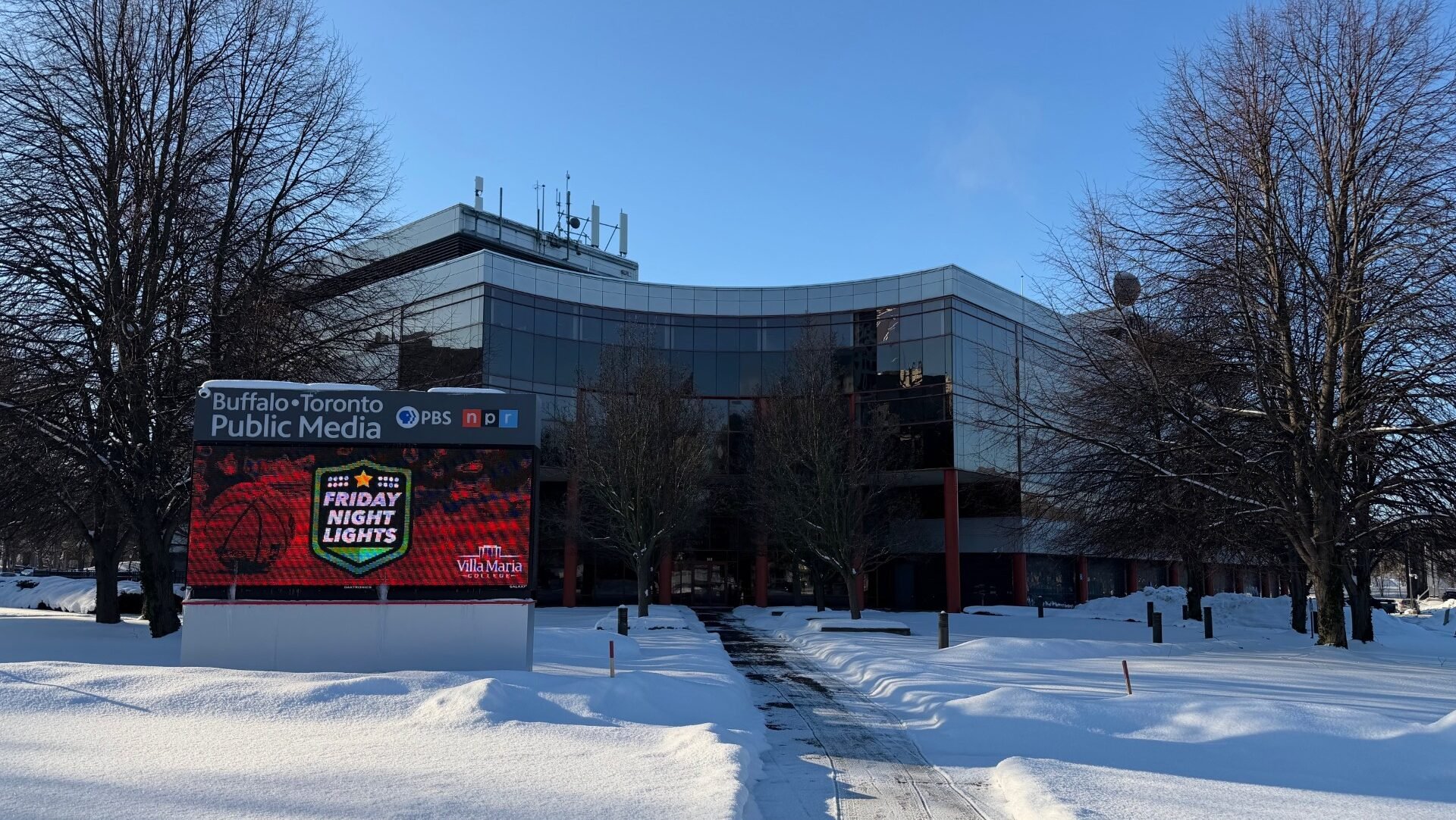 Buffalo Toronto Public Media applies to make classical station commercial