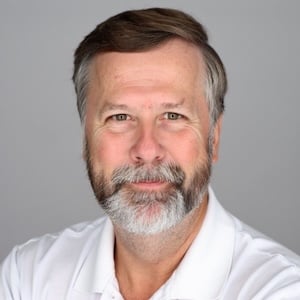 Headshot of Mark Brewer