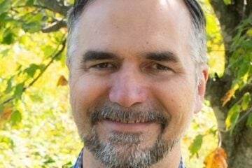 Headshot of Frank Mueller, station manager of Utah Public Radio