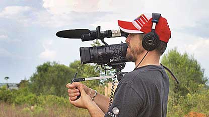 Shooter for "Frontline/World" uses HDV camera in Uganda